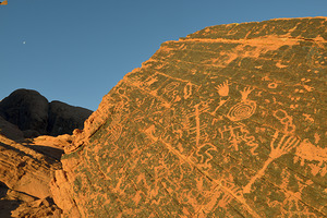 Petroglyphs near Atlatl Rock by Kevin Oke