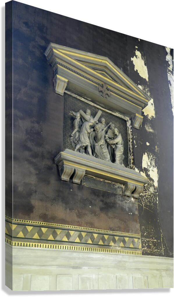 Carved crucifixion scene Eglise Saint Pothin Canvas Print