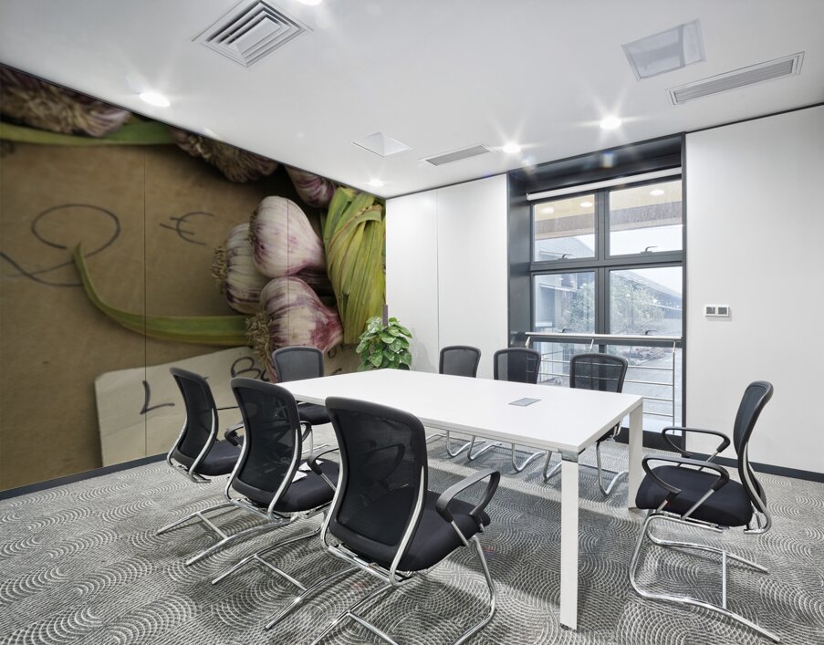 Fresh red garlic at the Lourmarin market Wall Printing