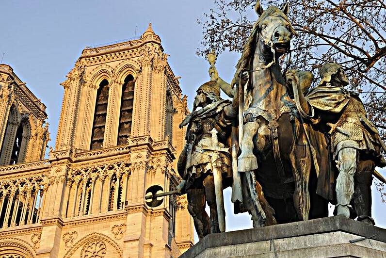 Statue de Charlemagne Paris France by Kevin Oke